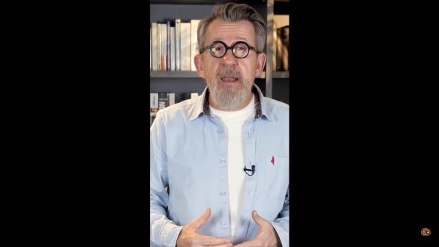 Shorts - Pourquoi dit-on être plein aux as ?