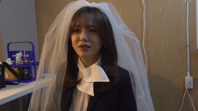 EP.33 'Business Proposal' Poster Shooting
