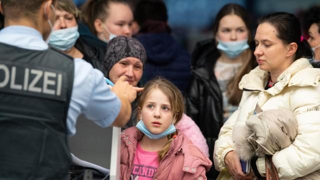 Flucht nach Deutschland - Hilfe, Hoffnung, Herausforderung