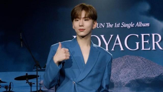 'VOYAGER' Debut Week