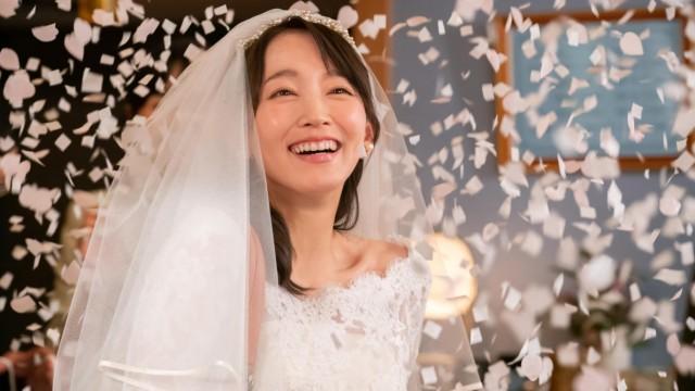 紙吹雪の中で
