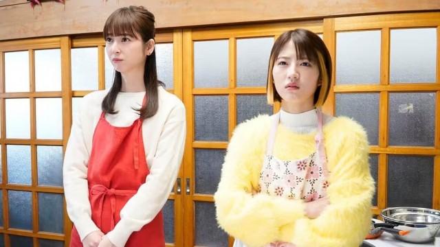 お菓子の家で“キス”!？