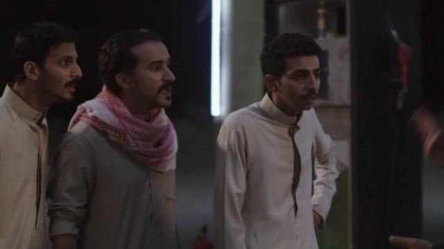 السيارة