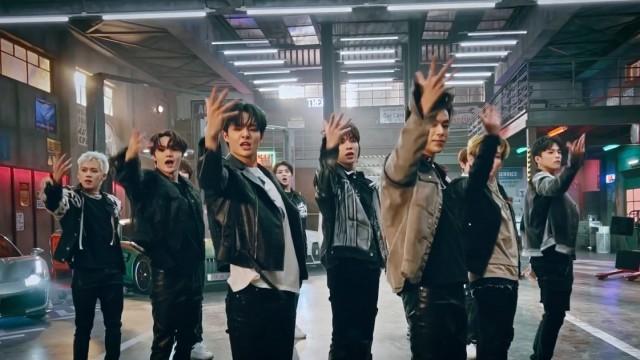 "JIKJIN" DANCE PERFORMANCE VIDEO