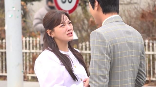 EP.35 'Business Proposal' Filming Behind (2)