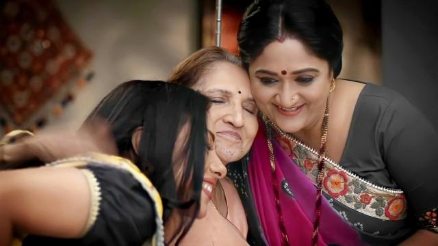 Anupama Surprises Vanraj