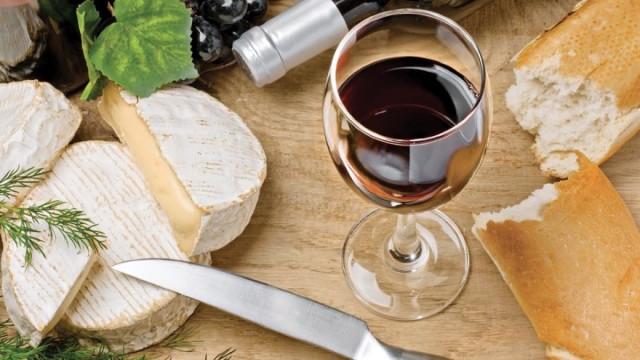 Le Patrimoine: Customs