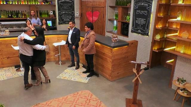 1449 - Bailando en 'First Dates'