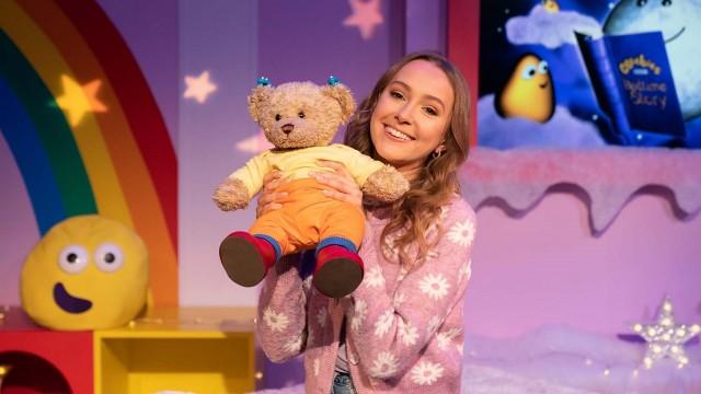 Rose Ayling-Ellis - Can Bears Ski?