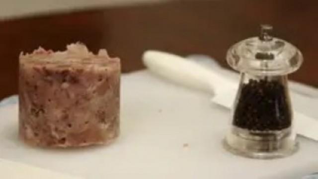 Minestra di riso e zampetti di maiale
