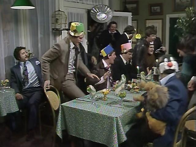 Too Many Waiters Spoil the Bistro