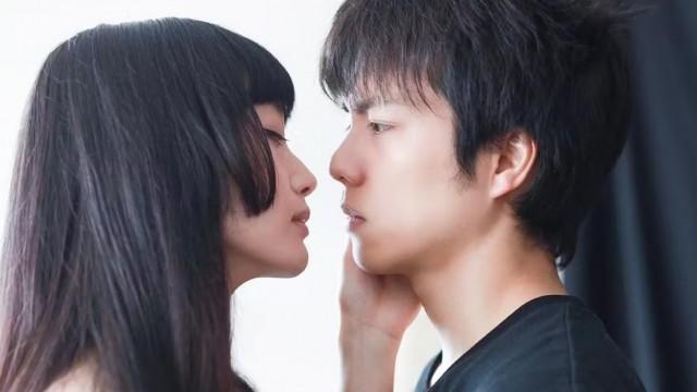 死にたい男とセレブ妻