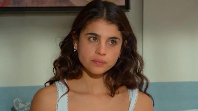 Muriel quiere encontrar a su padre biológico