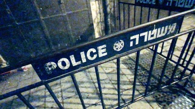 giovani militari un po' ovunque