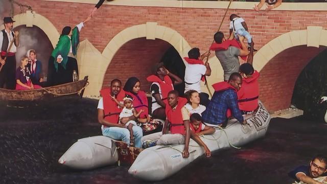 France : le village, les réfugiés, le photographe