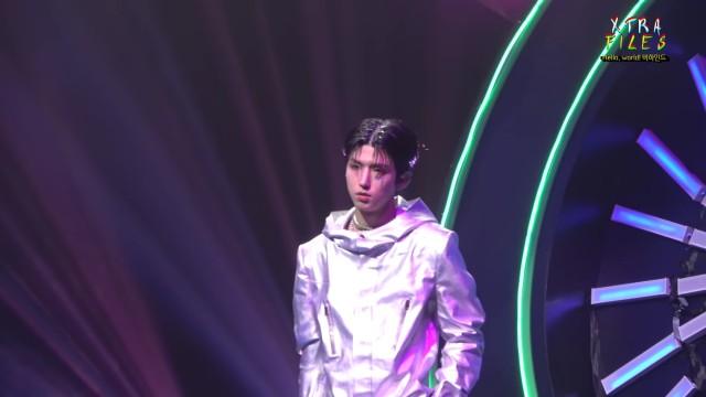 Ep.11 'Hello, World!' Behind