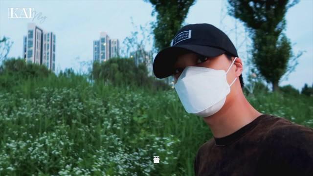 [KAI Vlog] 종인이의 첫 브이로그 (집청소/거제도 예능/프리다이빙/블랙야크 광고/셀프 인테리어/한강 산책)