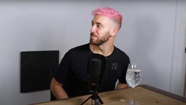 El de las camisetas mojadas ft. Enrique Alex