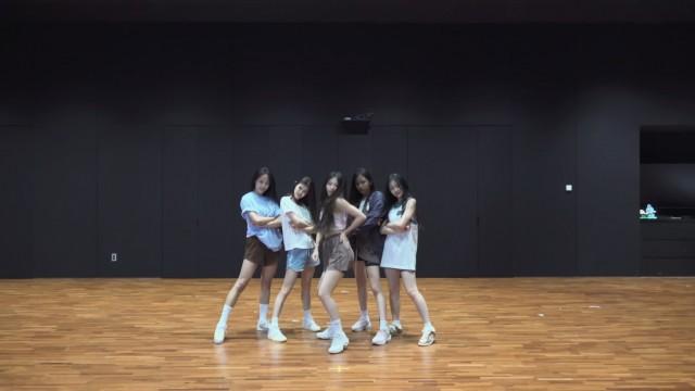 NewJeans (뉴진스) 'Hype Boy' Dance Practice (ver.2)