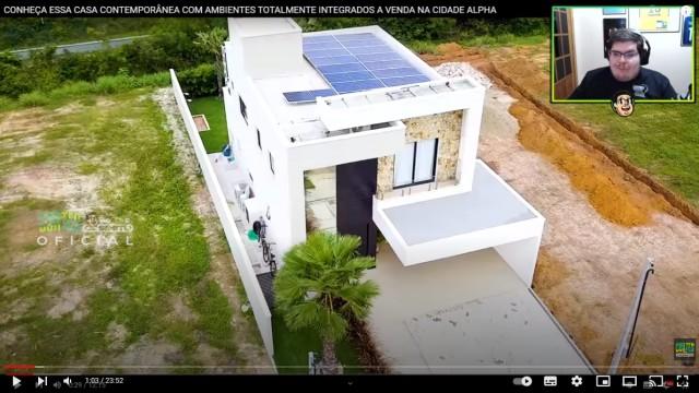 CASA CONTEMPORÂNEA COM AMBIENTES INTEGRADOS