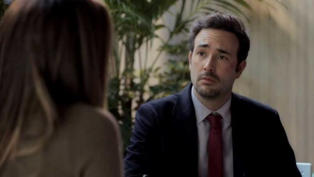Rafael le recuerda el beso a Alejandra