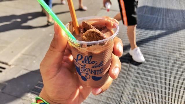 (Napoli) granita Pan di Stelle da Lello