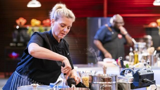 Amanda Freitag vs. Drew