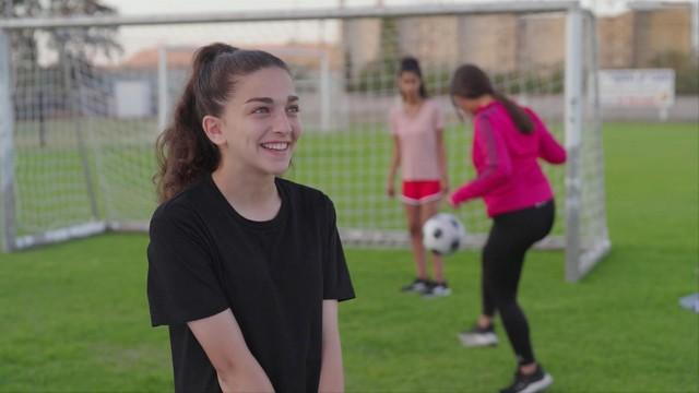 עכשיו הכדור אצלי
