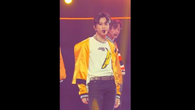 [#MARK Focus] NCT 127 엔시티 127 '영웅 (英雄; Kick It)' @NCT 127 THE STAGE (SQUAD Ver.)