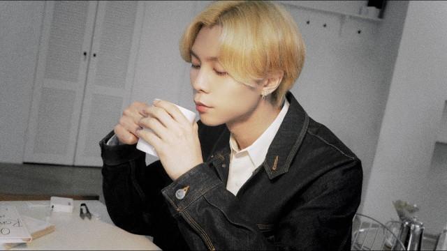 JOHNNY Playlist | Let's Get Up