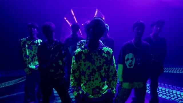 NCT 127 엔시티 127 '질주 (2 Baddies)' : Gear Up