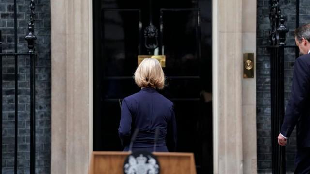 Liz Truss se va, ¿vuelve Boris?