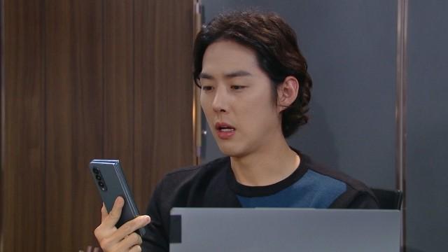 Kyung Jun Is Suspicious Of Yoon Hee