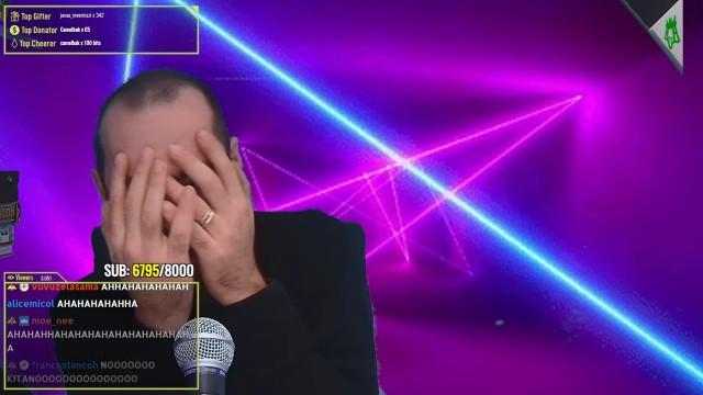 Kitano REAGISCE per LA PRIMA VOLTA a 2 GIRLS 1 CUP | Cerbero Podcast #1544