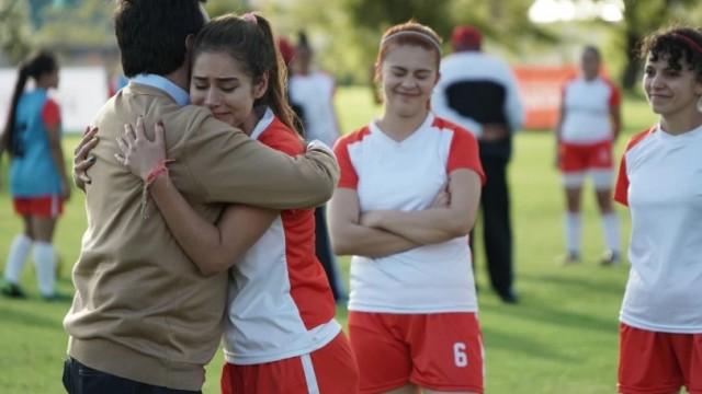 Camila anota su primer gol