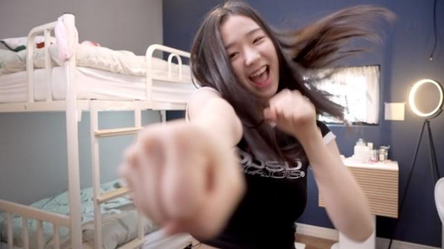 Gonna Film TikTok | tripleS 트리플에스 : SIGNAL 220704