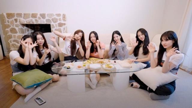 tripleS One Family | tripleS 트리플에스 : SIGNAL 220911