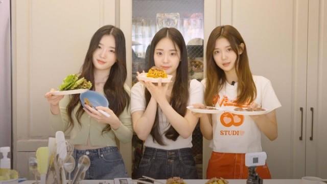 We Have a Chef in the HAUS | tripleS 트리플에스 : SIGNAL 220915