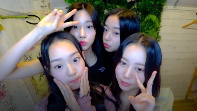 Girls of the 2nd HAUS | tripleS 트리플에스 : SIGNAL 220920