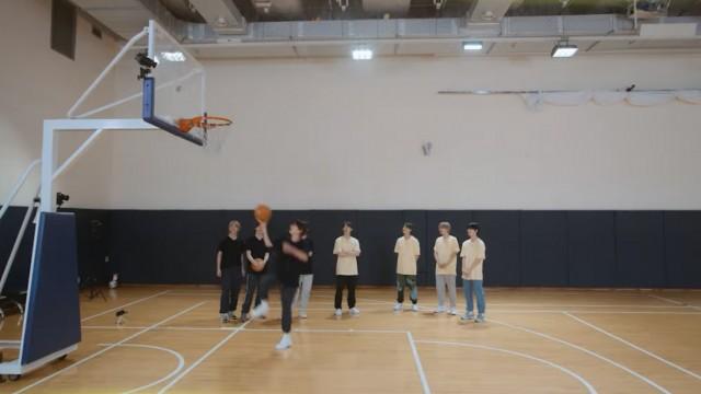 [EP03] EUNSEOK said he likes basketball