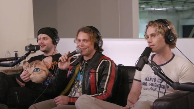 5 Seconds of Summer Talks Complete Mess, Marriage & Finishing Their 5th Album (5SOS5?)