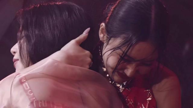 Flowers with thorns, Hwasa side