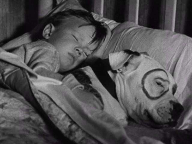 Las Fantasmas (1930’s 'When the Wind Blows’) performed in Spanish