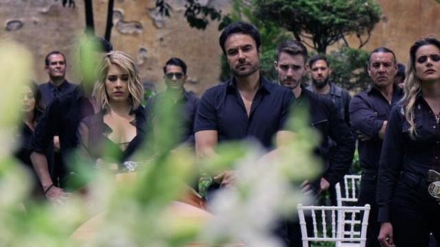 Muerte en el funeral