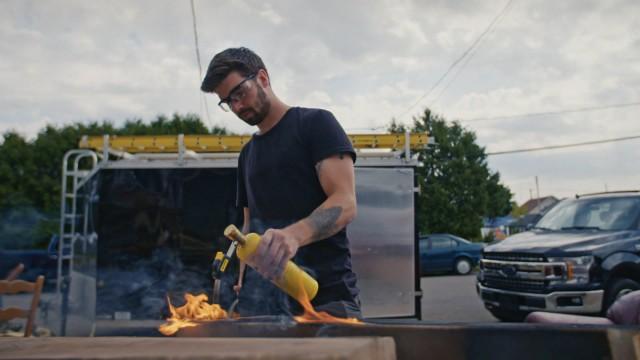 Maintenant blessé, les travaux sont arrêtés