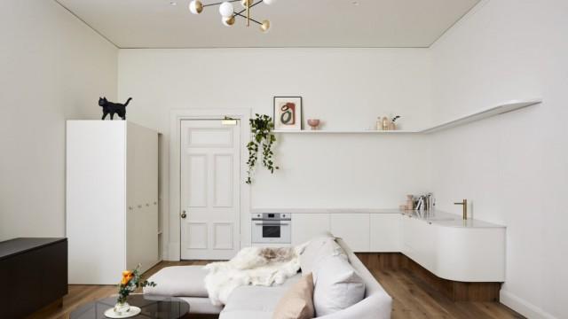 Small Grand Apartment
