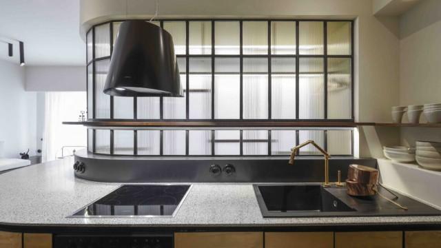 Retro Chic Athens Small Apartment