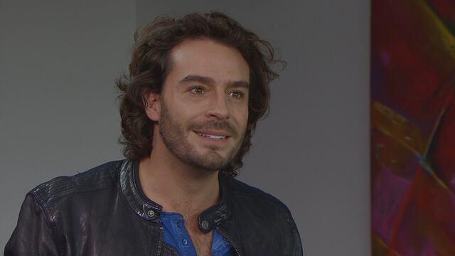 Cristóbal le pide explicaciones a Esmeralda