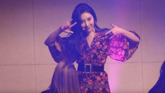 SUNMI ON THE STAGE