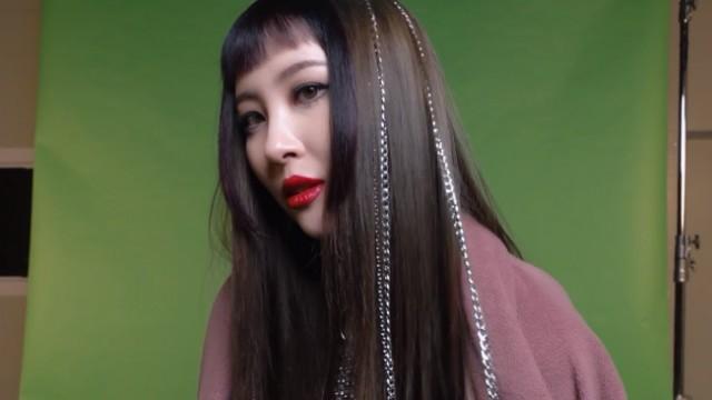 'Oh Sorry Ya' Jacket & MV Shooting Sketch